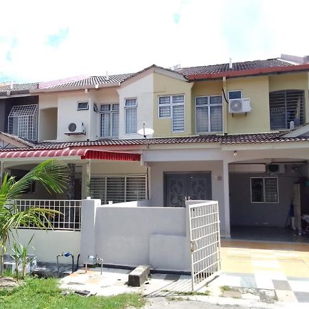 Holiday Home Bagan Lalang 5 Aircon Kampong Bagan Lalang Extérieur photo