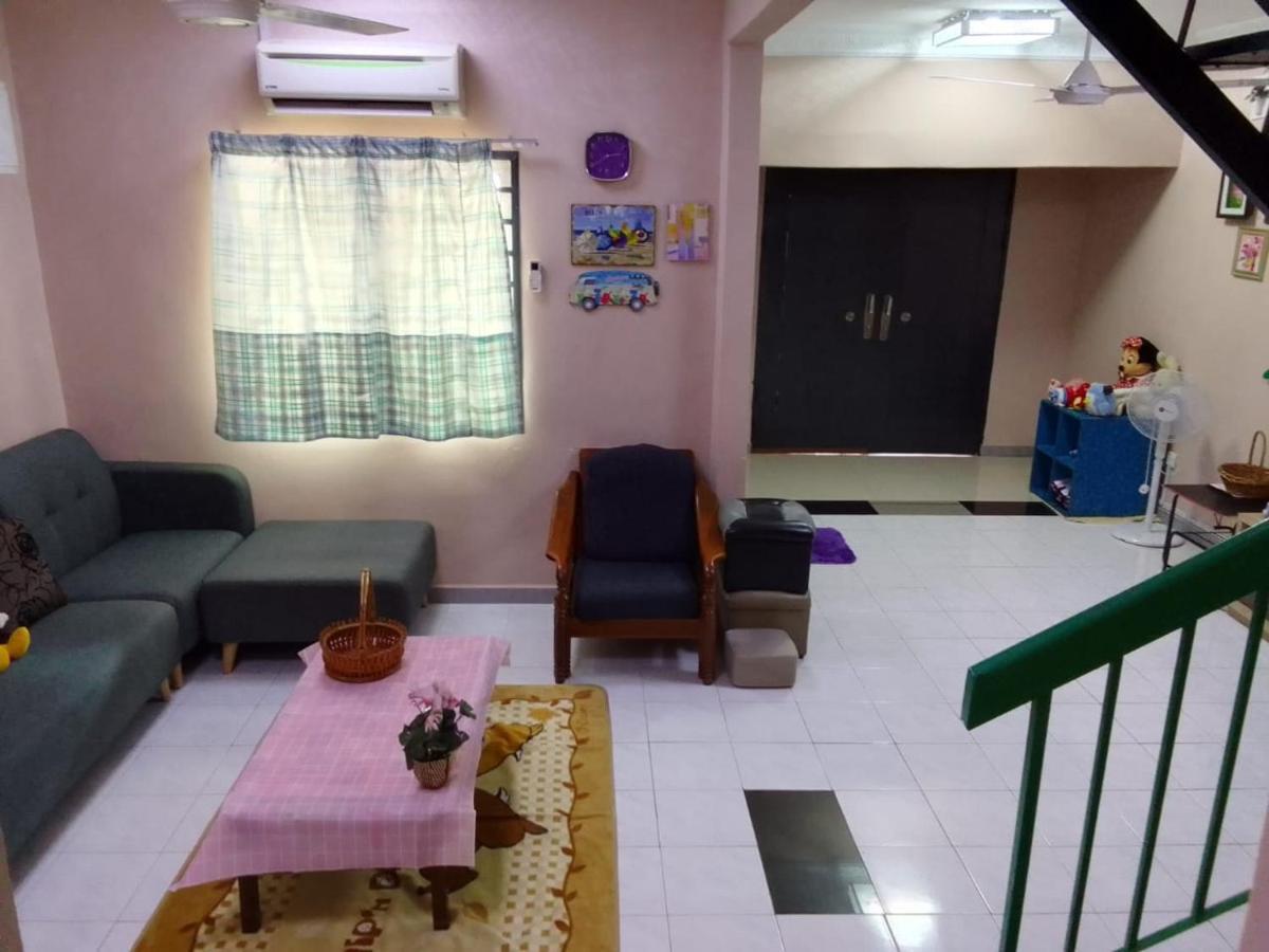 Holiday Home Bagan Lalang 5 Aircon Kampong Bagan Lalang Extérieur photo